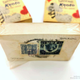 Imagen para el artículo titulado Compra dos juegos de cartas de Nintendo fabricados en los años 50. Sale mal